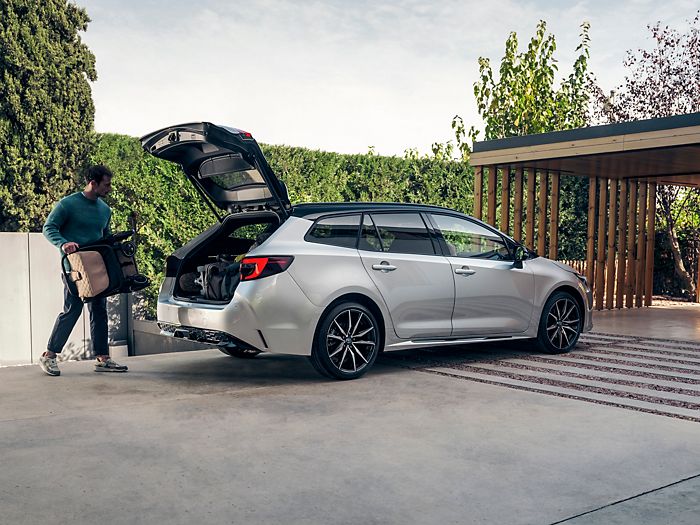 Toyota corolla hybrid sport touring sale